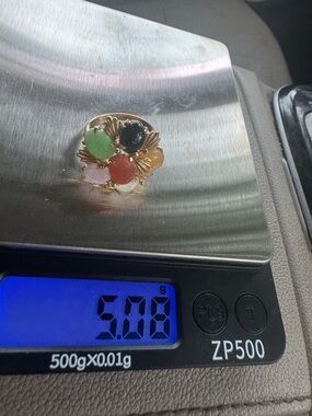 14K Gold Multiple Colors Of Jade 5.08 Grams